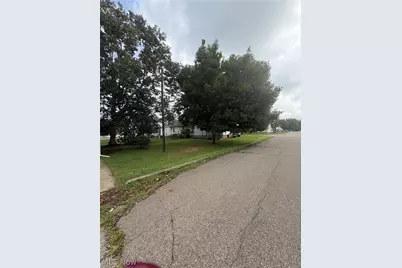 540 Mulvane Street, Newcomerstown, OH 43832 - Photo 30