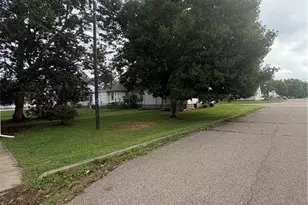 540 Mulvane St, Newcomerstown, OH 43832 - Photo 30