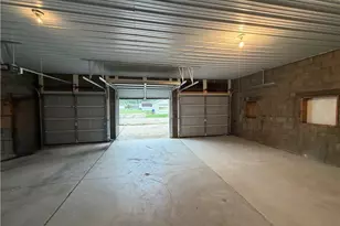 540 Mulvane St, Newcomerstown, OH 43832 - Photo 32