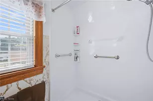 25 Highland Ave, Columbiana, OH 44408 - Photo 30