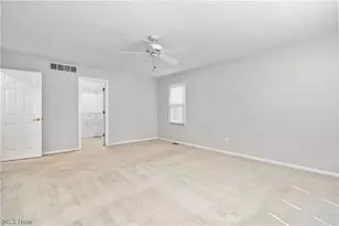 1024 Hunters Chase, Grafton, OH 44044 - Photo 34