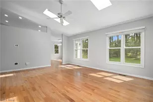 1024 Hunters Chase, Grafton, OH 44044 - Photo 22