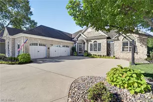 3458 Chadwick Dr, Uniontown, OH 44685 - Photo 2