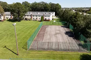 8257 Lancaster Dr, Mentor, OH 44060 - Photo 22