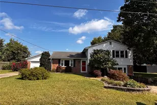 104 Shamrock Dr, Marietta, OH 45750 - Photo 1