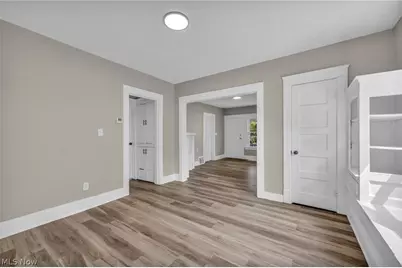 13504 Ashburton Avenue, Loveland, OH 44110 - Photo 14