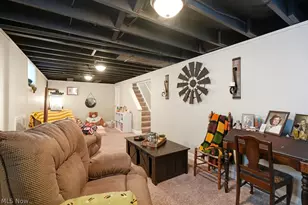 2354 25th St, Cuyahoga Falls, OH 44223 - Photo 34