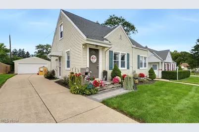 2354 25th Street, Cuyahoga Falls, OH 44223 - Photo 2