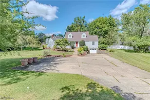 611 Weymouth Rd, Medina, OH 44256 - Photo 2
