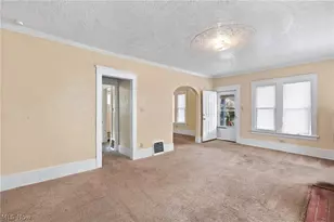 723 Copley Rd, Akron, OH 44320 - Photo 6