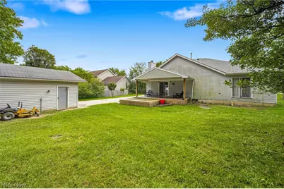 3903 Laurel Road, Brunswick, OH 44212 - Photo 4