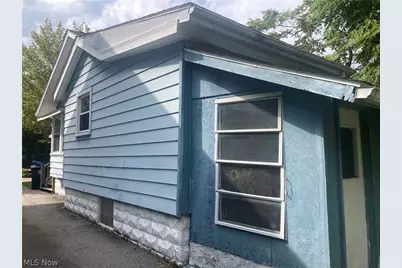 1227 Murray Avenue, Akron, OH 44310 - Photo 2