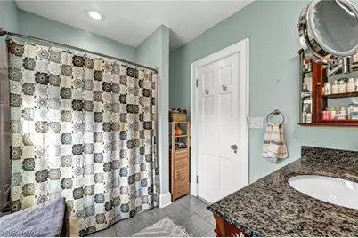 19607 Fairmount Boulevard, Huber Heights, OH 44118 - Photo 30