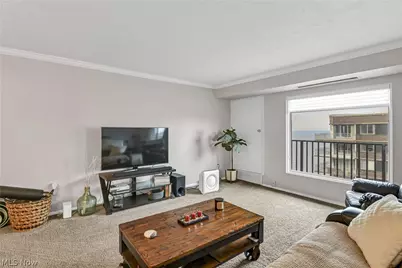 12500 Edgewater Drive #1603, Oakwood, OH 44107 - Photo 6