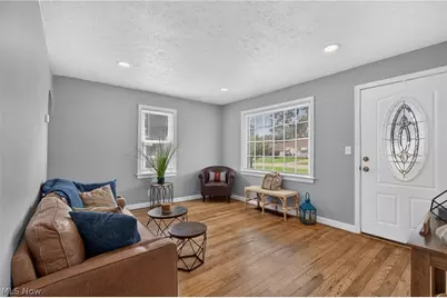 1308 Manor Avenue SW, Canton, OH 44710 - Photo 6