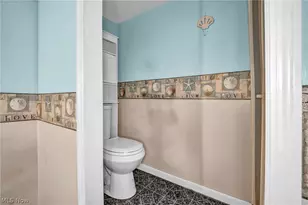 991 Hartshorn St, Alliance, OH 44601 - Photo 24