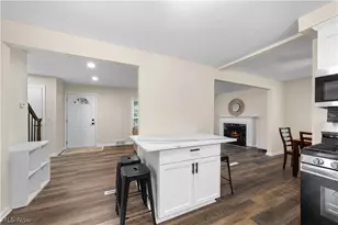 751 Roslyn Ave, Akron, OH 44320 - Photo 18