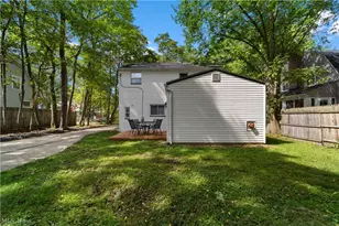 751 Roslyn Ave, Akron, OH 44320 - Photo 8