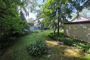 531 Robinwood Ave, Sheffield Lake, OH 44054 - Photo 6