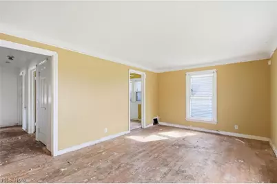 14242 Puritas Avenue, Loveland, OH 44135 - Photo 4