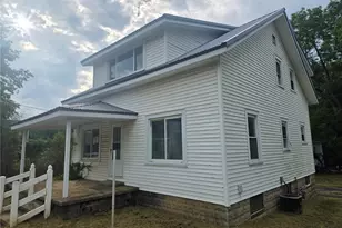 5663 N Ridge W, Saybrook, OH 44004 - Photo 4