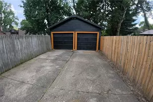 1227 McGregor Ave NW, Canton, OH 44703 - Photo 4