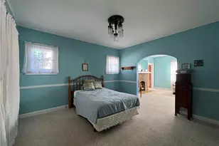 211 E Main St, St Clairsville, OH 43950 - Photo 6