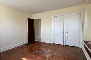 211 E Main St, St Clairsville, OH 43950 - Photo 34