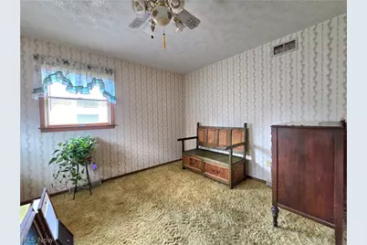 1651 Euclid Avenue, Zanesville, OH 43701 - Photo 22