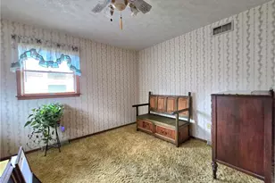 1651 Euclid Ave, Zanesville, OH 43701 - Photo 22