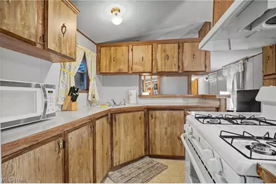 1517 Lady Anne, Streetsboro, OH 44241 - Photo 6