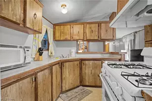 1517 Lady Anne, Streetsboro, OH 44241 - Photo 6