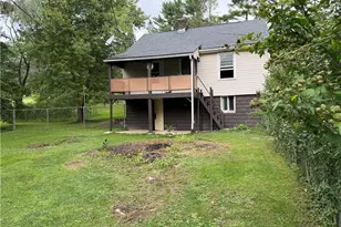 1898 Johnstown Rd NE, Dover, OH 44622 - Photo 6