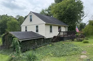 1898 Johnstown Rd NE, Dover, OH 44622 - Photo 12