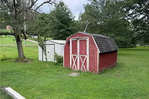 1898 Johnstown Rd NE, Dover, OH 44622 - Photo 8