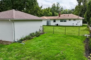 222 N Pershing Ave, Akron, OH 44313 - Photo 6