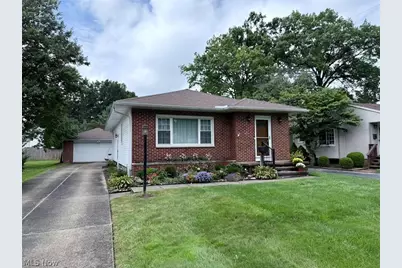222 N Pershing Avenue, Akron, OH 44313 - Photo 1