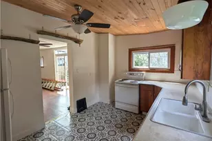 56 Charlotte St, Akron, OH 44303 - Photo 12