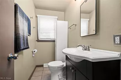 154 E Main Street, Amherst, OH 44001 - Photo 30