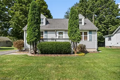 154 E Main Street, Amherst, OH 44001 - Photo 1