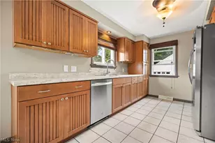 154 E Main St, Amherst, OH 44001 - Photo 18