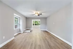 4719 S Main St, Akron, OH 44319 - Photo 4
