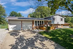 3595 Dauphin Dr NE, Canton, OH 44721 - Photo 1