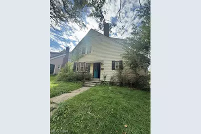 536 Lindell Street, Akron, OH 44305 - Photo 1