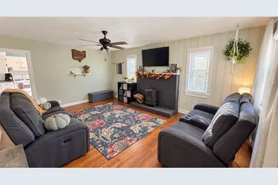 370 Eastwood Avenue, Tallmadge, OH 44278 - Photo 2
