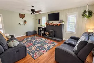 370 Eastwood Ave, Tallmadge, OH 44278 - Photo 2