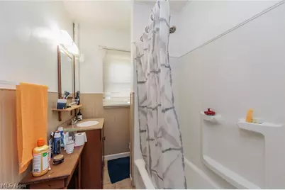 1211 California Avenue, Akron, OH 44314 - Photo 40