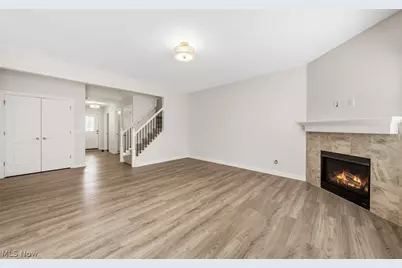 152 Larimar Drive, Willowick, OH 44095 - Photo 2