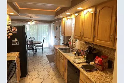 3255 Meadowlark Lane, Canfield, OH 44511 - Photo 8