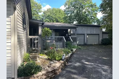 3255 Meadowlark Lane, Canfield, OH 44511 - Photo 4